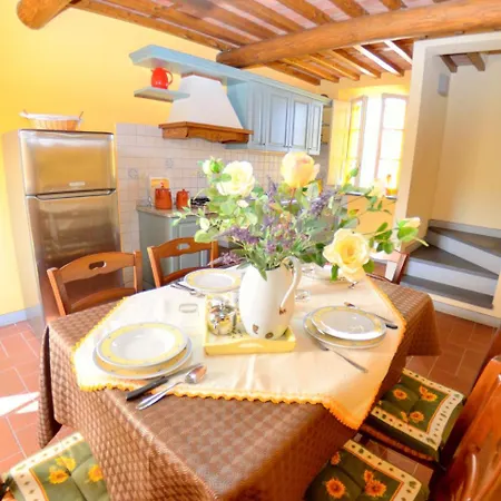 Bright Holiday In Pescaglia With Gazebo