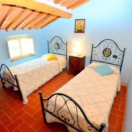 Bright Holiday In Pescaglia With Gazebo Nyaraló Capannori
