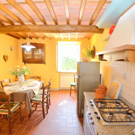 Bright Holiday In Pescaglia With Gazebo